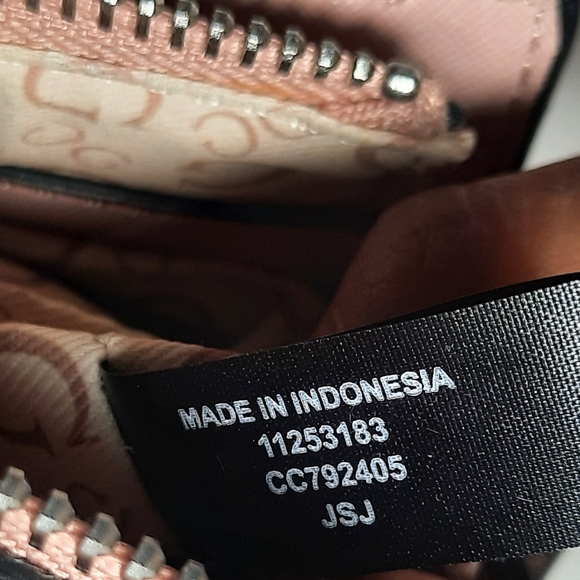 GUESS Purse Rose Multi Meera Hand Bag Flower Bag Beige Pink - Picture 11 of 14